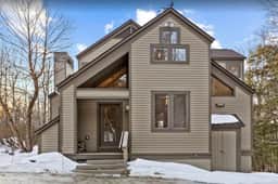 Mountain Oasis - Hot Tub, Sauna, Fire Pit, & MORE!