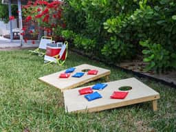 Tropical Haven- Heated Pool, Fire Pit, Fenced Yard