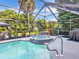 Villa Bonita - Pool, Hot Tub, Fire Pit