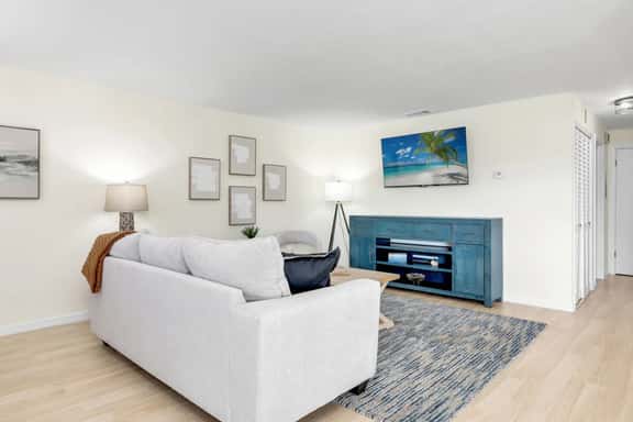 The Sunshine Suite - Pool, Hot Tub, Shuffleboard - Image 1