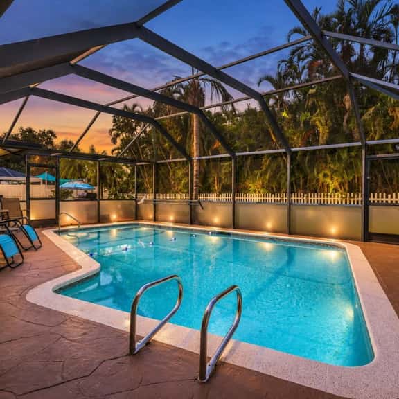 Coral Cabana | Heated Pool | Fenced Yard | Bikes - Image 1
