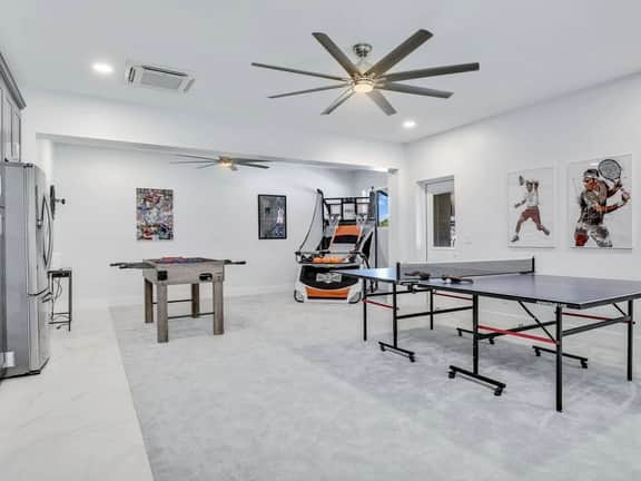 Luxury Gulf Getaway - Pool, Game Room, Gym